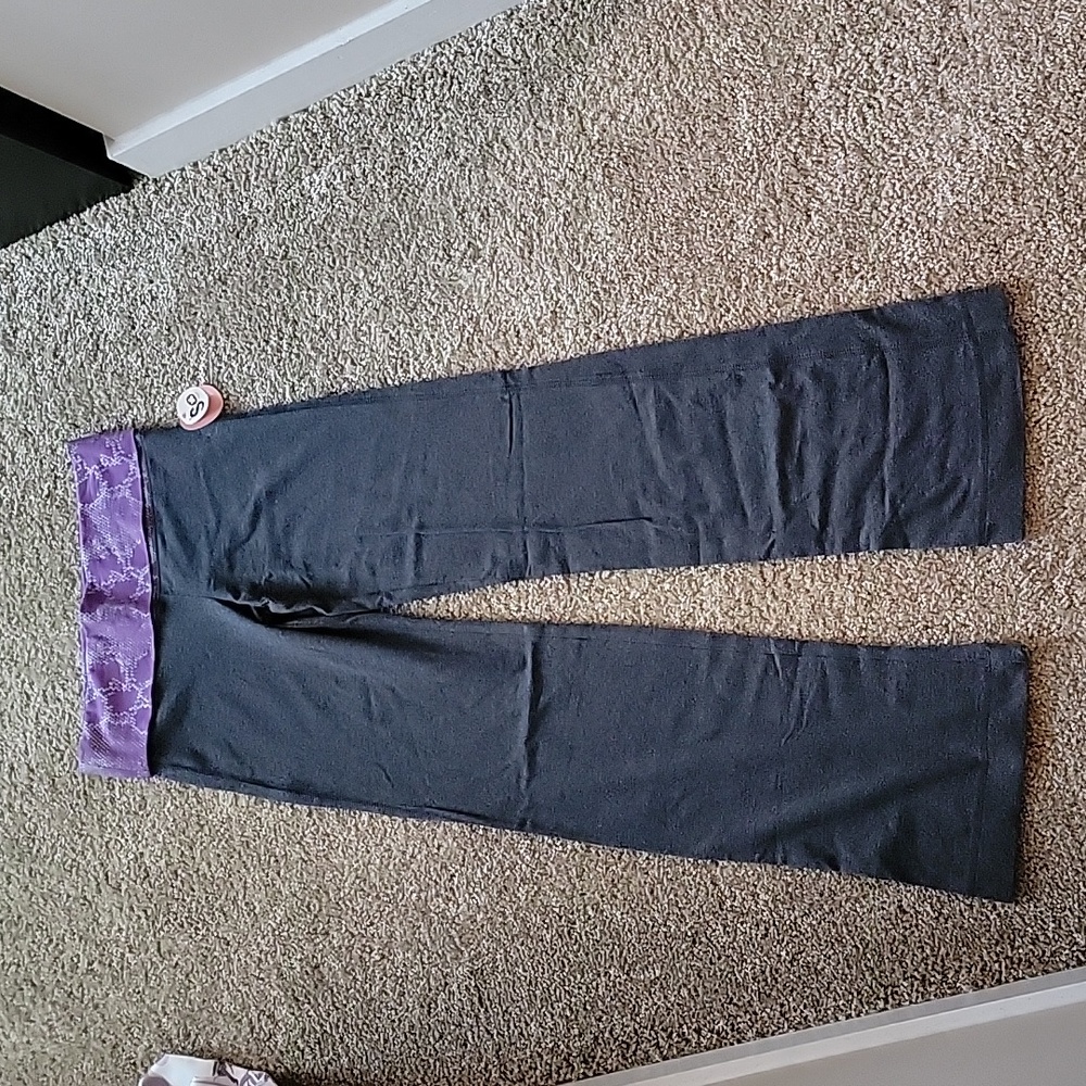 BRAND NEW SO Juniors yoga pants